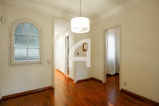 Appartement  Bailen. Piso en finca con ascensor en el corazón de gràcia