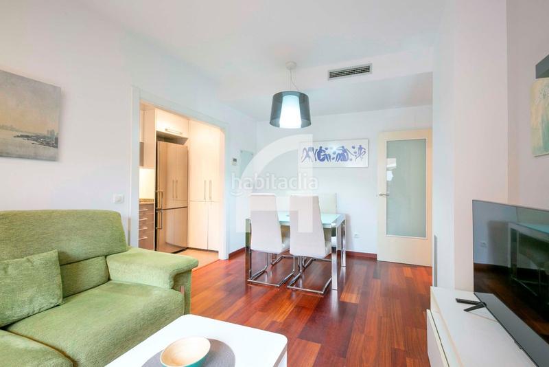 Foto ff5754d9-b33a-4a13-9f7e-2c9616606494. Rent flat with heating in Hostafrancs Barcelona