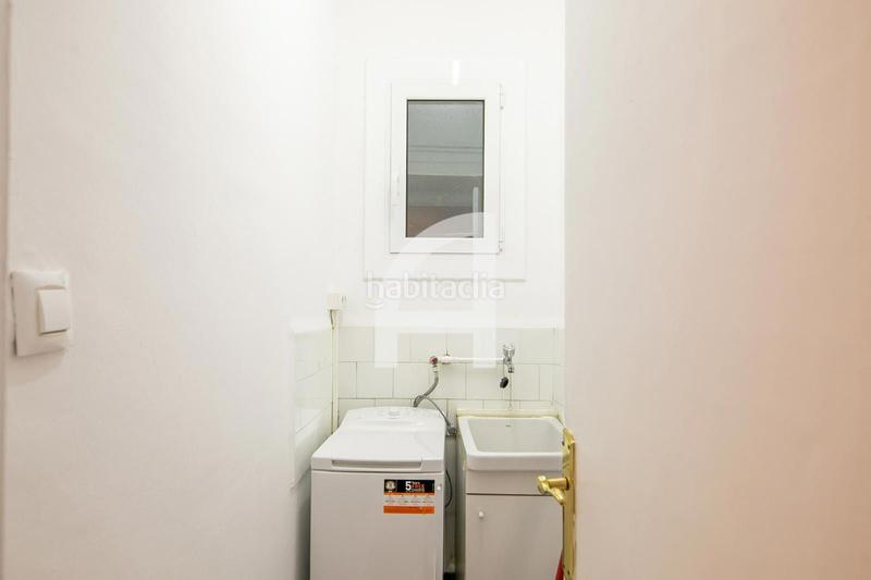 Foto 3f13a7da-ba66-49fe-b2c7-ceab0f42fa0e. Flat with heating parking in El Poble Sec - Parc de Montjuïc Barcelona