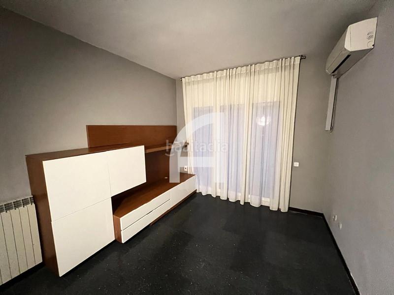 Foto 4f5dce0f-54ed-45b6-8c0e-683e00fd8361. Miete etagenwohnung mit heizung parking in El Camp d´en Grassot i Gràcia Nova Barcelona