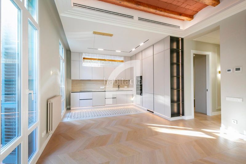 Foto 2b81d354-c61b-4f70-9d62-a61adab12af0. Pis amb calefacció a Dreta de l´Eixample Barcelona