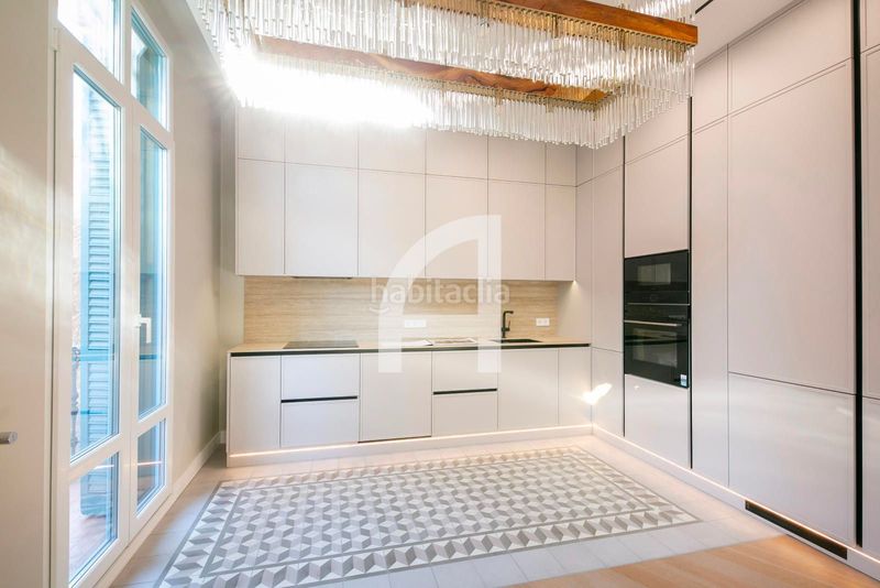 Foto 7e5c8cd4-0e2f-445c-bab2-2e2be27e4e6b. Pis amb calefacció a Dreta de l´Eixample Barcelona