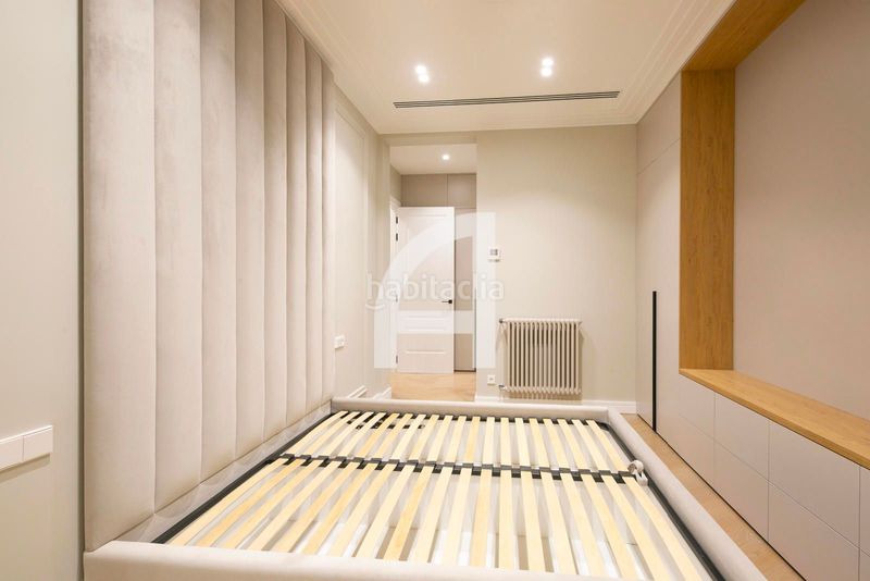 Foto e02c9768-12da-4f38-8236-f1d0c43e0d38. Pis amb calefacció a Dreta de l´Eixample Barcelona