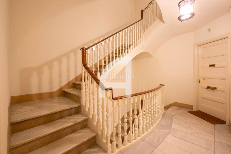 Piso en zona exclusiva con servicio de conserjería en Barcelona - Imagen 29