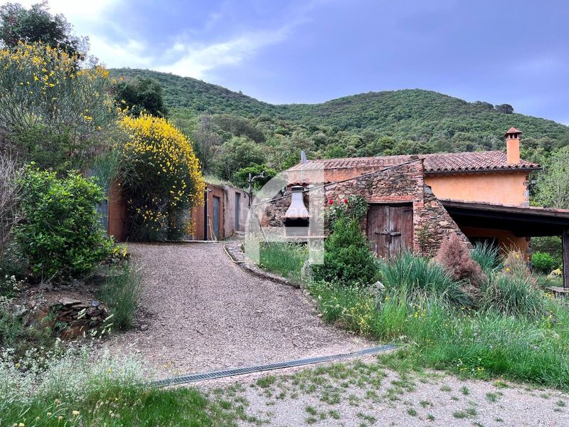 Foto 97f56e4f-75af-4fd3-ae6f-f363522f28f3. Rent chalet with heating in Cànoves i Samalús