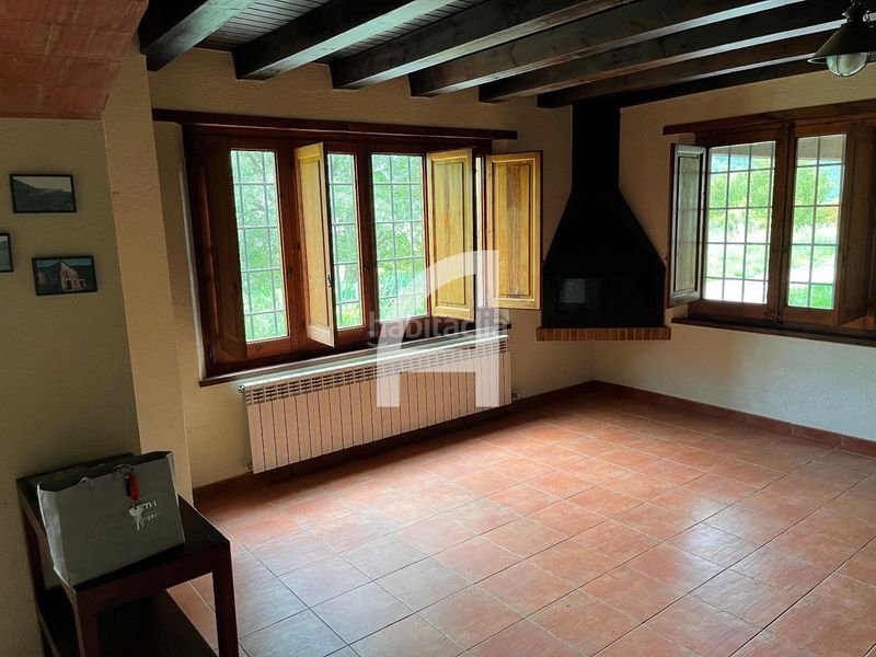 Foto b2e57799-214d-4700-b426-aab9483d829d. Rent chalet with heating in Cànoves i Samalús