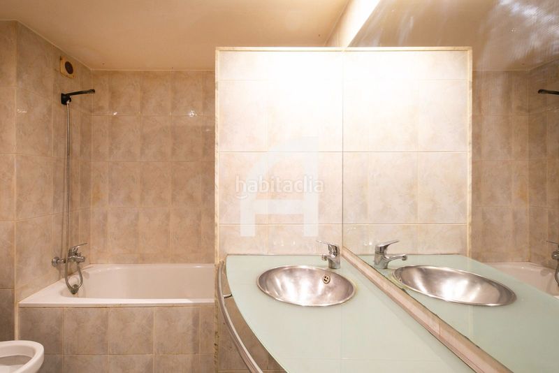 Foto 1cc90112-82ff-4ac3-99d9-4d75f2ab99c0. Pis amb calefacció a Putget - Farró Barcelona