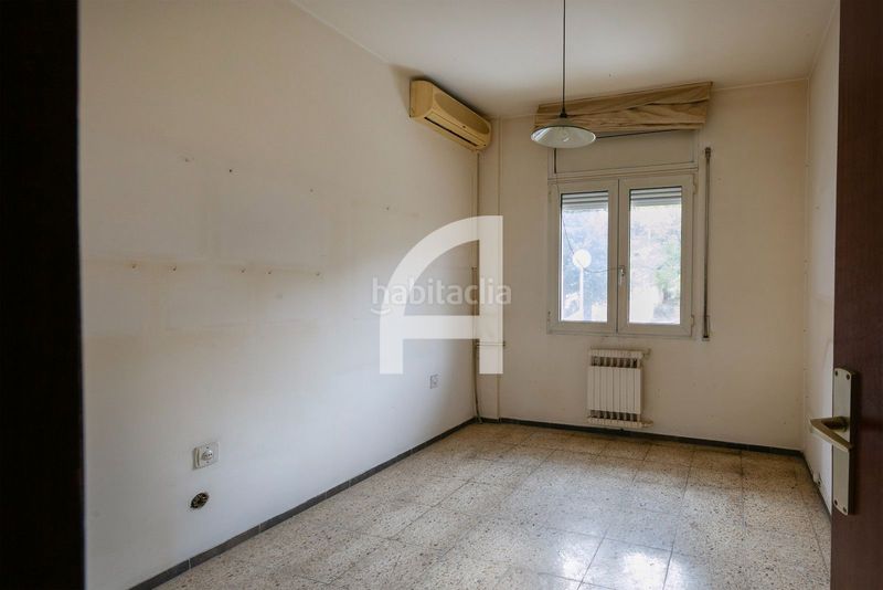 Foto 45d104af-39a1-4e28-a998-90a2dc429f13. Pis amb calefacció a Putget - Farró Barcelona