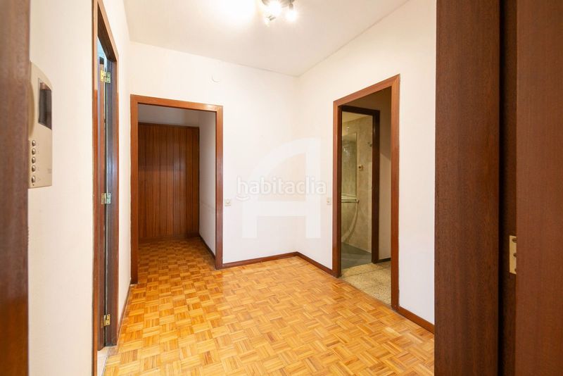 Foto 725847a1-182d-4512-b47f-f584d90f3479. Pis amb calefacció a Putget - Farró Barcelona