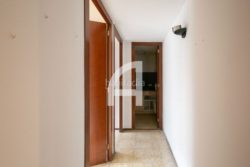 Foto d2b3c433-58e7-4ddf-8041-8e51e3f982e7. Pis amb calefacció a Putget - Farró Barcelona