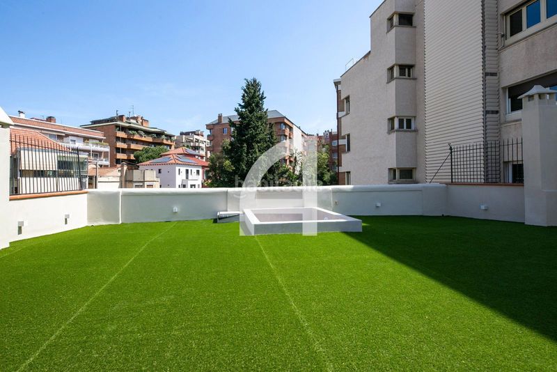 Foto 0beea8c1-9a0b-41e6-b416-f7d836cf81b0. Àtic amb calefacció a Sant Gervasi - Galvany Barcelona
