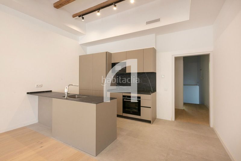 Foto 0d6c2fef-a4d4-4d0f-b4a4-d9d51daae10a. Dúplex amb calefacció a Sant Gervasi - Galvany Barcelona