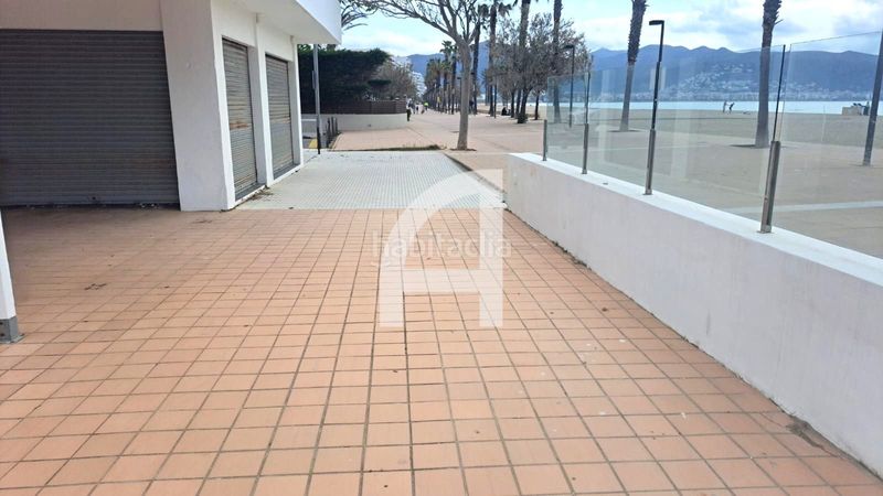 Foto d972b757-5d01-4f3b-b700-ae98b1f0b609. Alquiler local comercial local de alquiler alt emprodà girona en Roses
