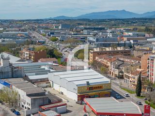 Location Bâtiment à usage industriel  Santa coloma. Alquiler nave comercial   mas xirgu  girona