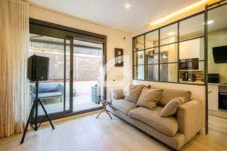 Pis  Jacint guardiola. Piso reformado con terraza privada
