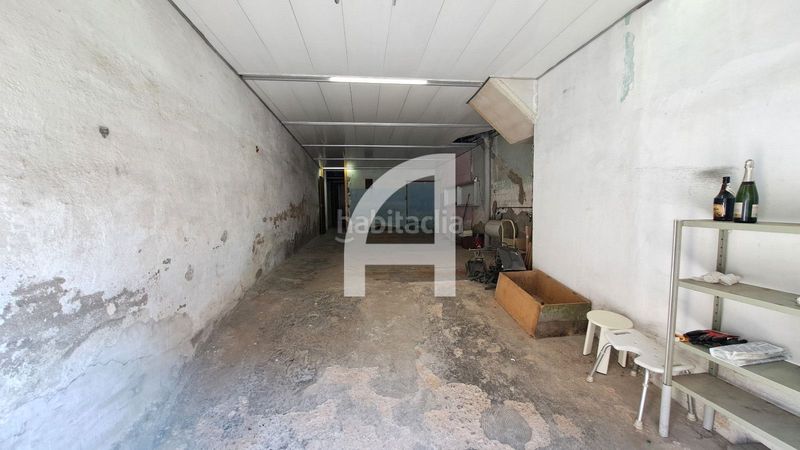 Foto 1e69851a-b3e3-436f-b6be-e0491122fc2c. Casa amb aparcament a La Cogullada Terrassa
