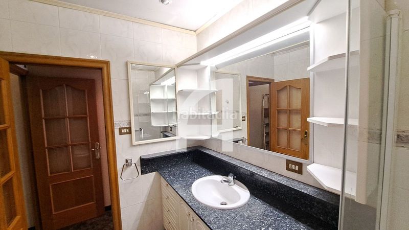 Foto bc63658a-1354-4c5e-aeba-3699e3af53c4. Casa amb aparcament a La Cogullada Terrassa