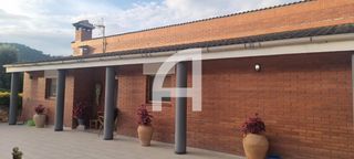 Chalet  Av. dels arbres. Chalet indendiente en palafolls  maresme  barcelona