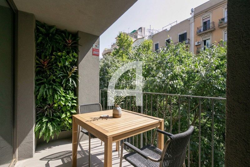 Foto b521a98c-14c6-4c54-8eab-351fd1cc9d40. Pis amb calefacció piscina a La Nova Esquerra de l´Eixample Barcelona