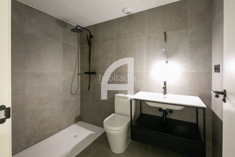 Foto f2504742-e139-4141-a84d-1fcbc33ebac5. Pis amb calefacció piscina a La Nova Esquerra de l´Eixample Barcelona