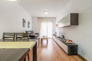 Etagenwohnung  Josep ricart. Luminoso piso con parkinh  y trastero en pleno centro de sant fe