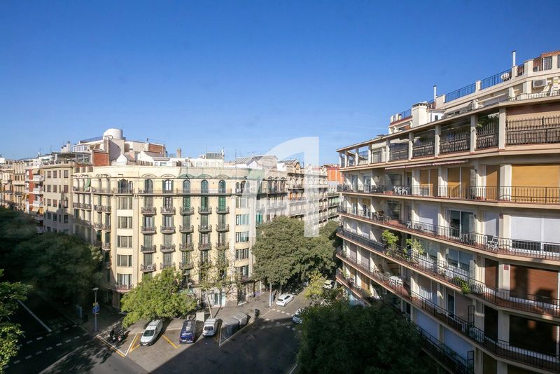 Foto 1e7134cb-a4d6-427a-ae6f-902fa0d954b4. Pis amb calefacció a Sant Antoni Barcelona