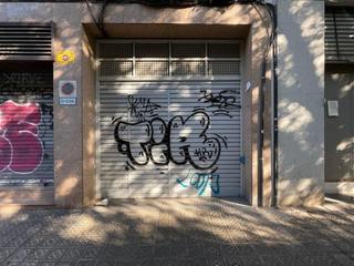 Car parking in Carrer del freser 236. Parking con plataforma giratoria