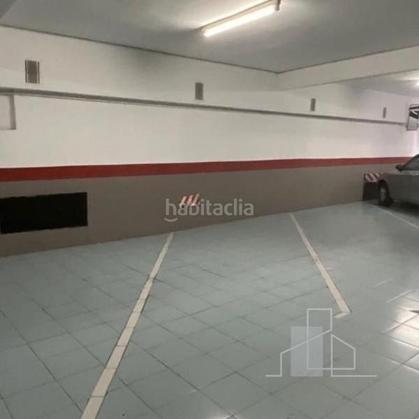 Foto e825f4db-8fc1-494d-8d68-acc0f6350d14. Autoparkplatz in carrer del freser 236 in El Camp de l´Arpa del Clot Barcelona