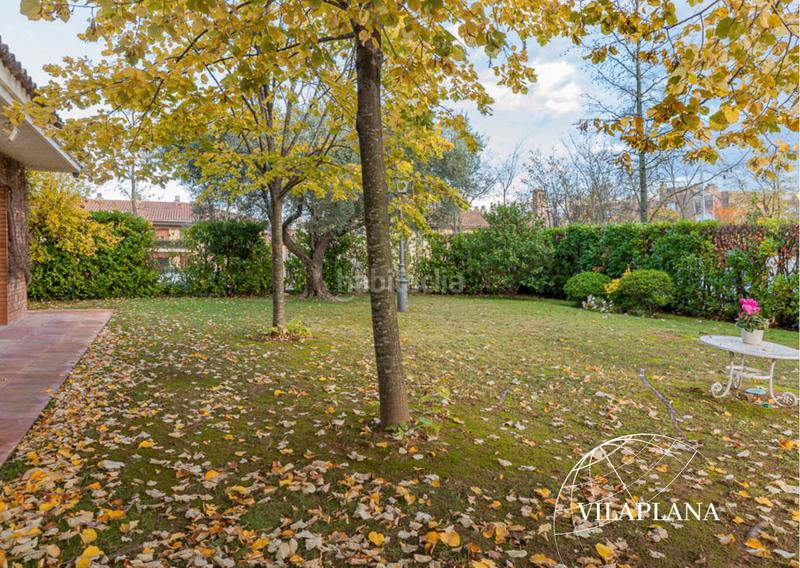 Foto bc2fc0cc-7191-4809-bac2-714ced1fcac9. Chalet magnifico chalet en Palau Girona