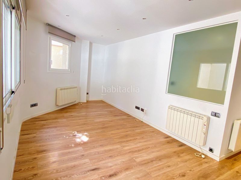 Foto 210ccc84-8f34-4c20-8b45-f4b3211a785e. Pis amb calefacció aparcament a Sarrià Barcelona