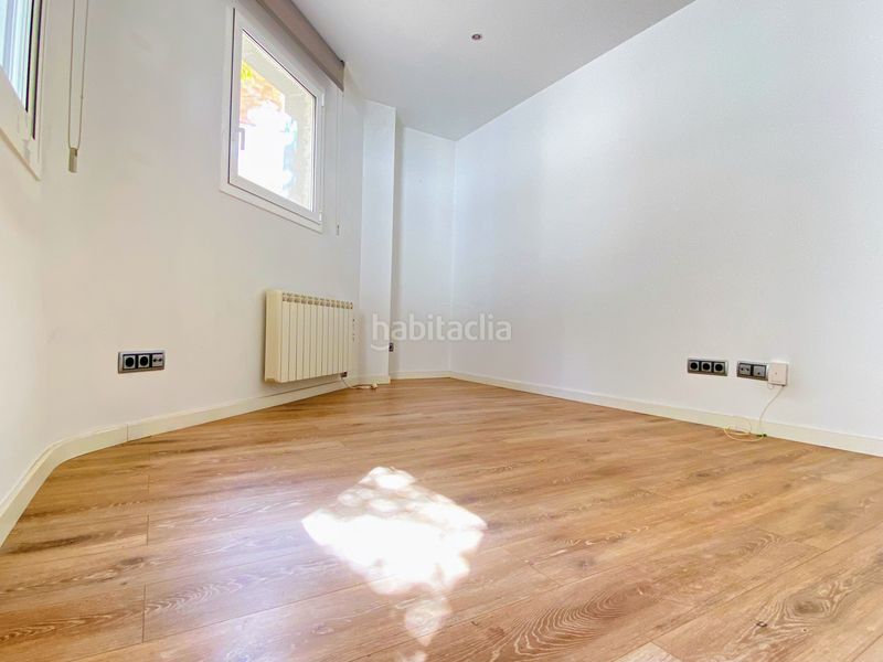 Foto e1db5270-4936-467e-acaf-d028a4b9d7e5. Pis amb calefacció aparcament a Sarrià Barcelona