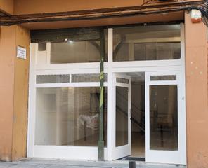 Location Local commercial  Carrer de la jota. Precioso local muy cerca de fabra i puig