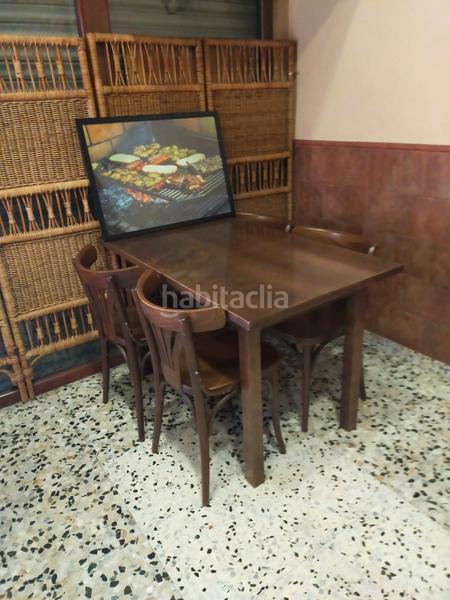 Foto 43c9950c-543c-45e4-91b0-bca43a7c6b34. Alquiler local comercial bonito bar restaurante en plaza virrey amat -nou barris en Barcelona