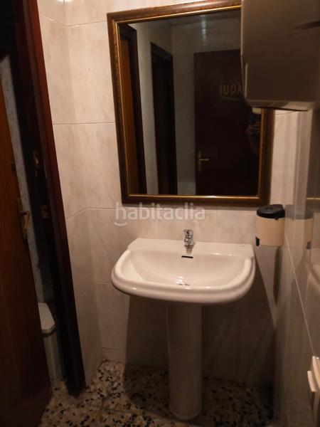 Foto 7364500d-1e5c-4770-b076-90dae9c91ab8. Alquiler local comercial bonito bar restaurante en plaza virrey amat -nou barris en Barcelona