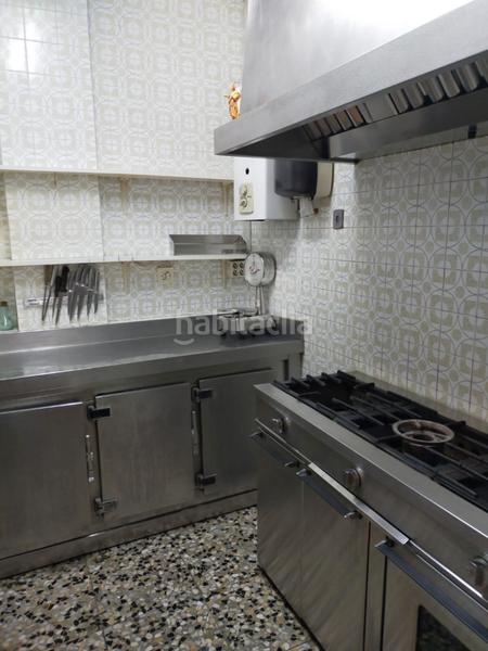 Foto a514063c-4950-4bc4-9536-7680fcefe2b3. Alquiler local comercial bonito bar restaurante en plaza virrey amat -nou barris en Barcelona