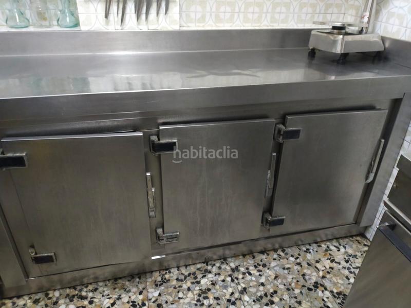 Foto d59ef0ad-da3c-45cd-9f20-23bb048b4f97. Alquiler local comercial bonito bar restaurante en plaza virrey amat -nou barris en Barcelona