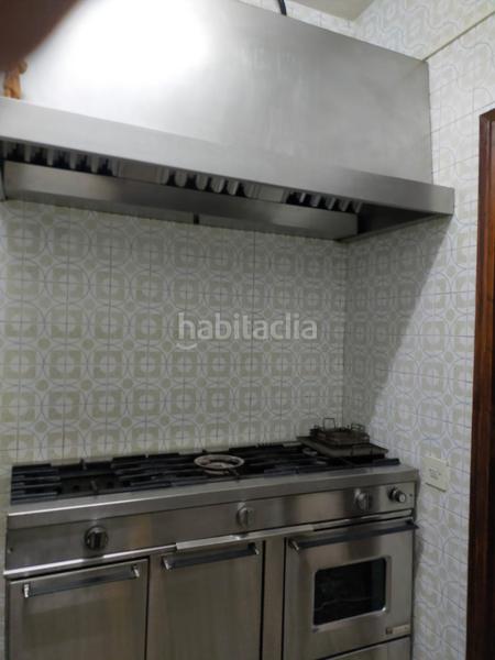 Foto ec4c699e-69d7-4381-87f0-2fdf997cc972. Alquiler local comercial bonito bar restaurante en plaza virrey amat -nou barris en Barcelona