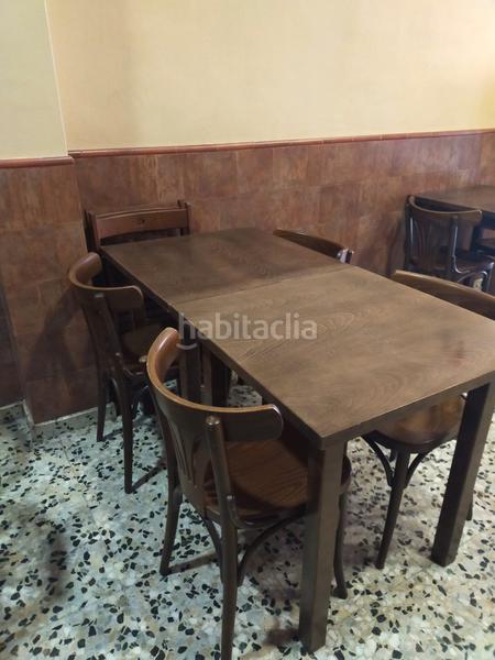 Foto f9297941-4f39-4e25-84b5-73dc43b26c23. Alquiler local comercial bonito bar restaurante en plaza virrey amat -nou barris en Barcelona