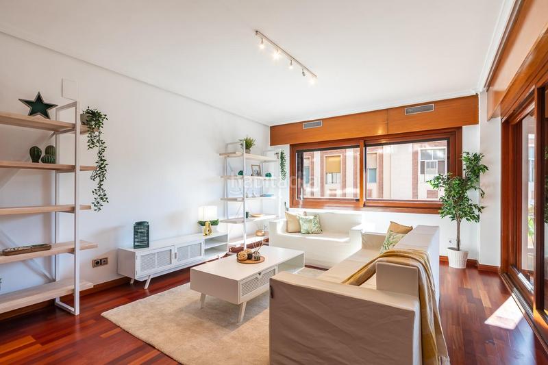 Foto 8690b7ac-50a6-42ba-86e0-f640de3bf66e. Affitto appartamento con riscaldamento parcheggio in Valencia