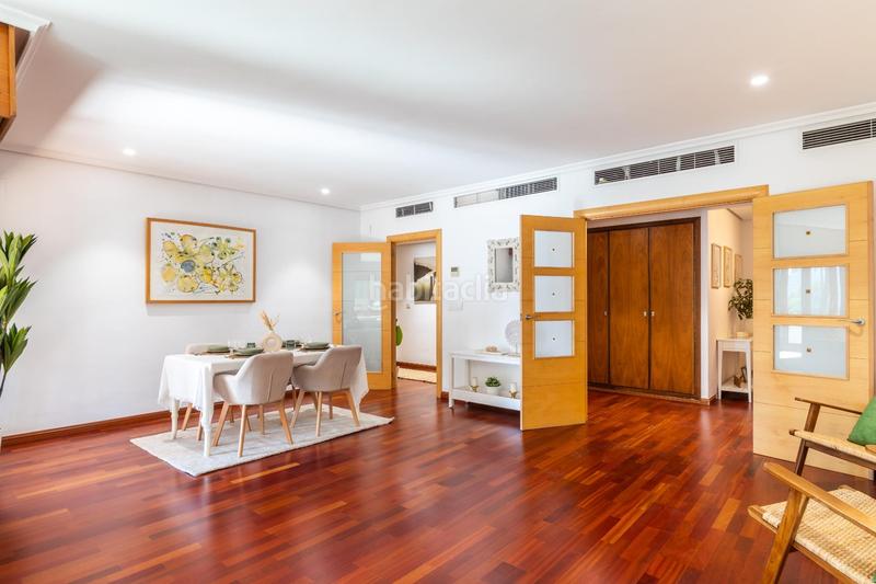 Foto 19feacb6-47c1-4422-b69c-e714df4f4b55. Alquiler piso  para entrar a vivir en la pagoda en Valencia