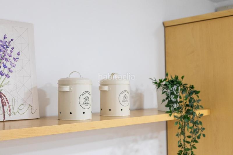 Foto 1f900c02-1177-45d1-8f77-330fdbc170b1. Alquiler piso  para entrar a vivir en la pagoda en Valencia