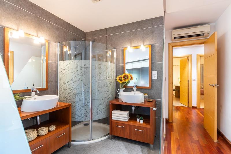 Foto d11fcf91-3135-41ef-9e1d-e7f8e0be09b7. Alquiler piso  para entrar a vivir en la pagoda en Valencia