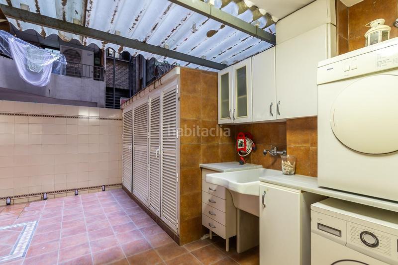 Foto 8121985d-8c13-42d1-8264-1033500212f1. Location appartement avec chauffage parking dans Exposició Valencia