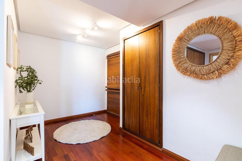 Foto b2dff871-8098-488e-b97c-fc1f5f3c8d9a. Location appartement avec chauffage parking dans Exposició Valencia