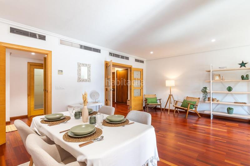 Foto e86a2055-fedd-4c05-8347-a1d36c546e1b. Location appartement avec chauffage parking dans Exposició Valencia