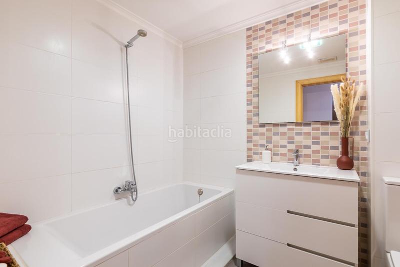 Foto 66d0d54b-5ba2-4cac-b183-78580e788bb6. Miete etagenwohnung mit heizung parking in Exposició Valencia