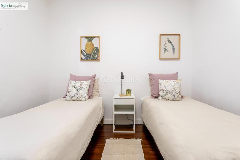 Foto 61300120-fa71-427d-a67e-5733363b0293. Rent penthouse with heating in Sant Francesc Valencia