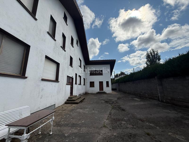 Foto c74fe2f9-3acf-485b-993c-833461f0049c. Chalet in asua-erletxeta errepidea 30 in Larrabetzu