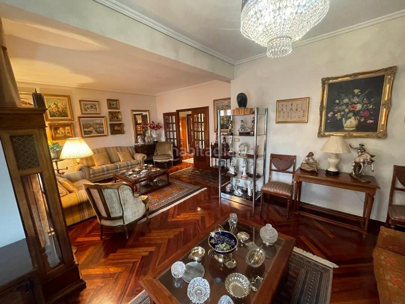 Foto b85a3cf3-9b3a-4328-98a0-b52529963c98. Piso en Zona Indautxu Bilbao