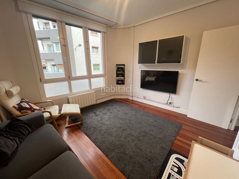 Foto c34e6ff8-8005-4e3d-be0e-39beb54372b9. Pis amb calefacció a Rekalde Centro Bilbao